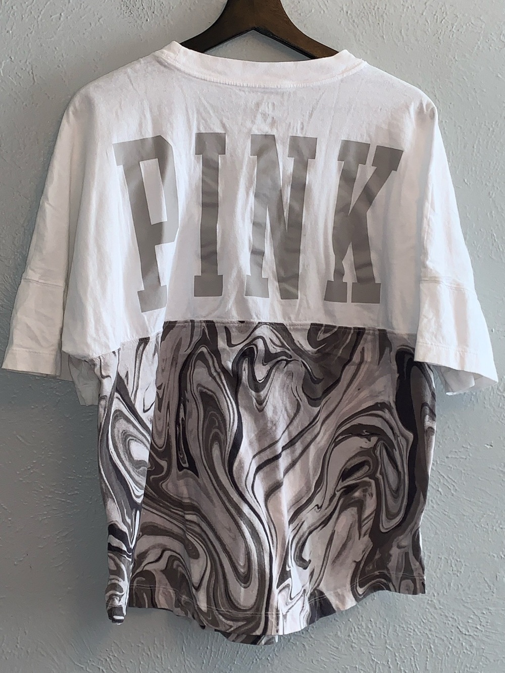 Vs shirt